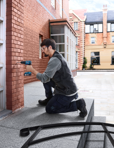 Bosch Professional GSB 185 LI Akülü Darbeli Delme Vidalama Mak.2 x 2.0 Ah; Case - 06019K3100