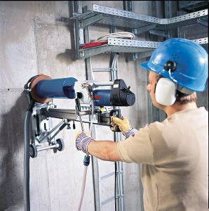 Bosch - Best Serisi Beton İçin 1 1/4'' UNC Girişli Elmas Sulu Karot Ucu 102 mm - 2608601366