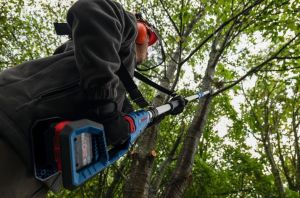 Bosch GKE 18V-25 TP Akülü Zincirli Yüksek Dal Budama Makinası (SOLO) - 06008D6000