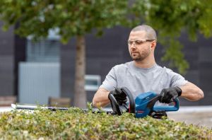 Bosch GHE 18V-60 Akülü Çit Budama Makinesi (SOLO) - 06008C9000