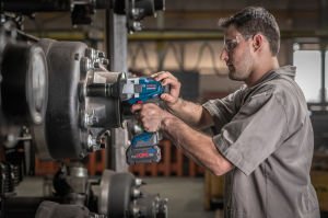 Bosch GDS 18V-1600 HC Akülü Darbeli Somun Sıkma Makinesi (SOLO) - 06019M1000
