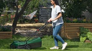 Bosch EasyMower 18V-32-200 Akülü Çim Biçme Makinesi